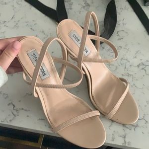 Steve Madden Gabriella size 8